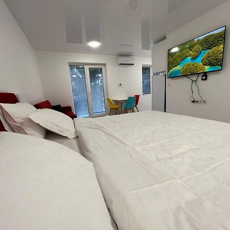 Pekini Street Apartment Тбилиси Экстерьер фото