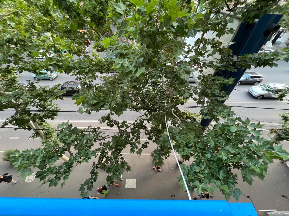 Pekini Street Apartment Тбилиси Экстерьер фото